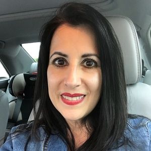 Meet your Posher, Alisha